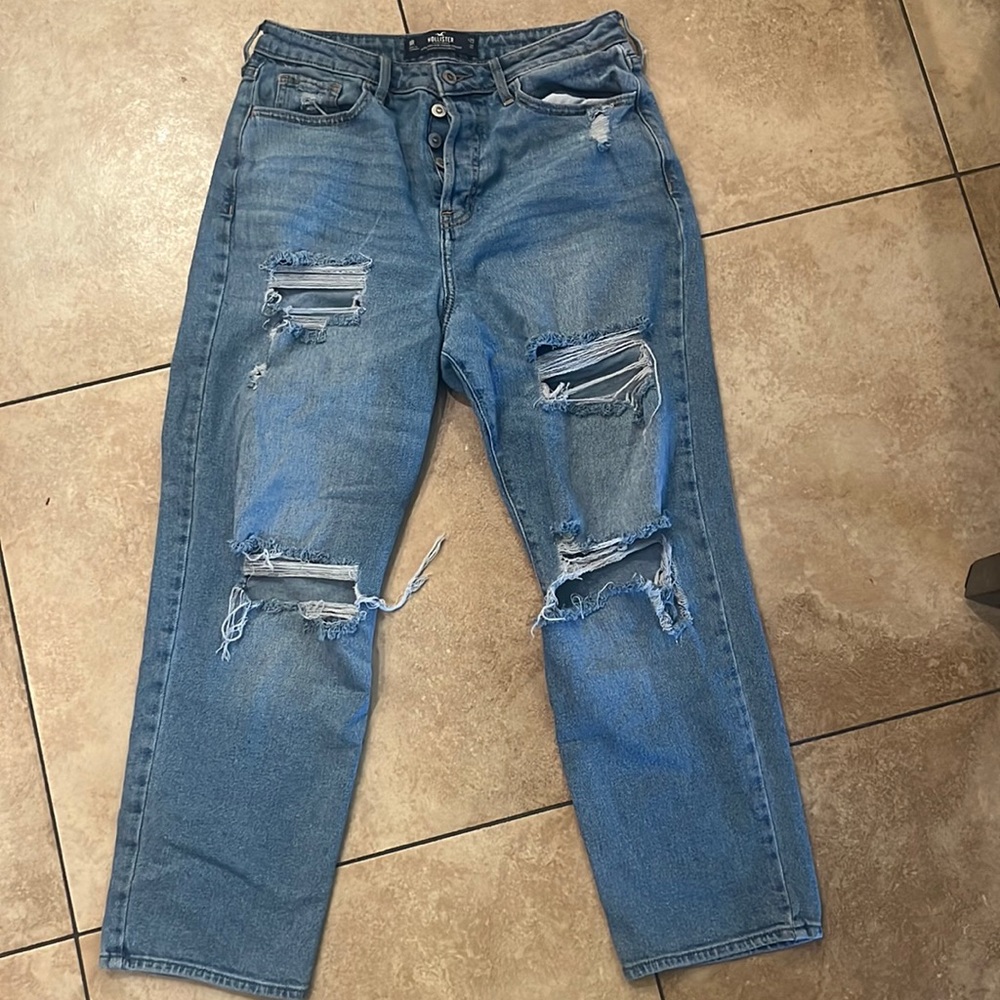 Hollister Straight Jean Size 29